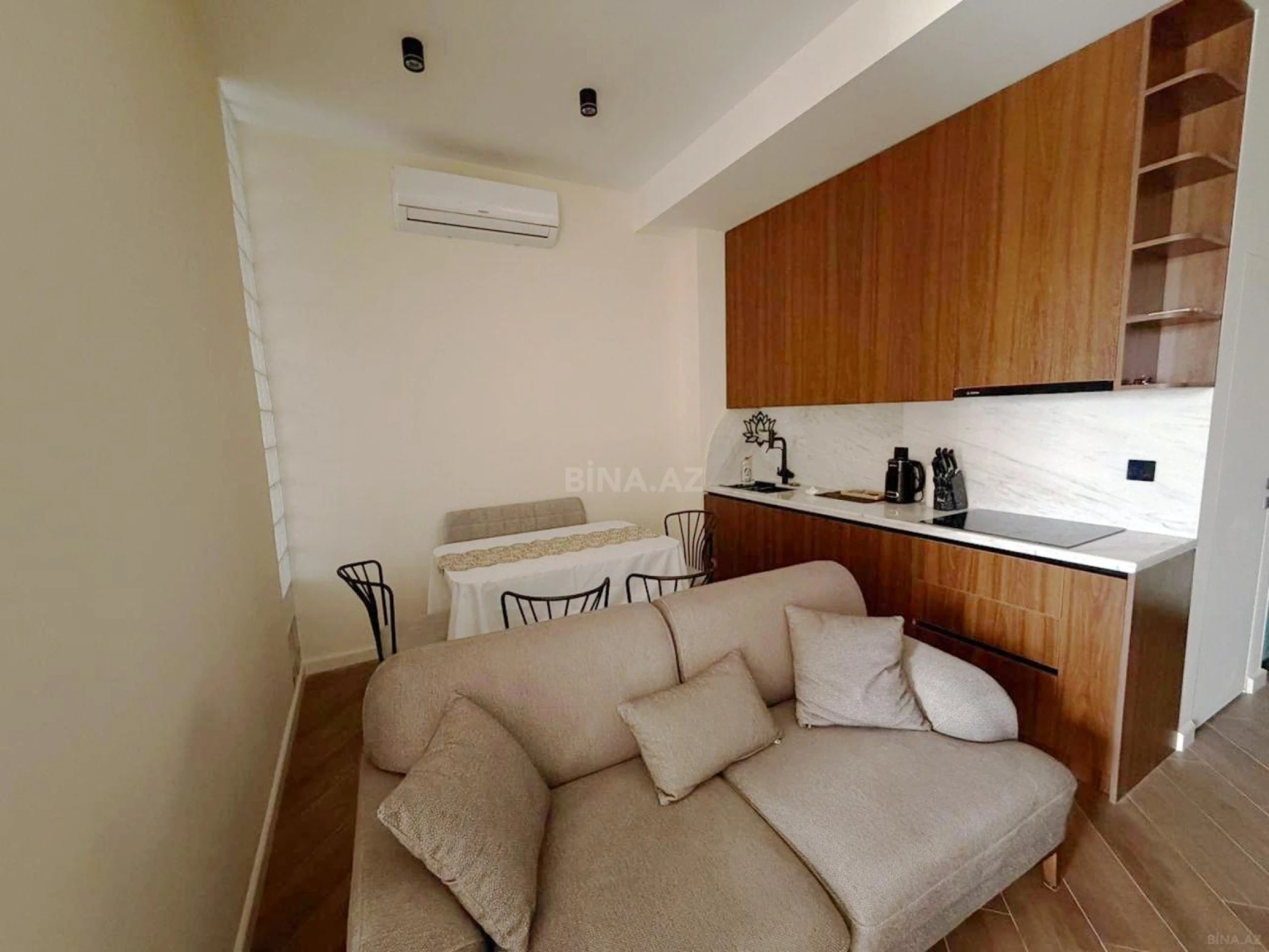 Satılır 2 otaqlı mənzil 57 m²