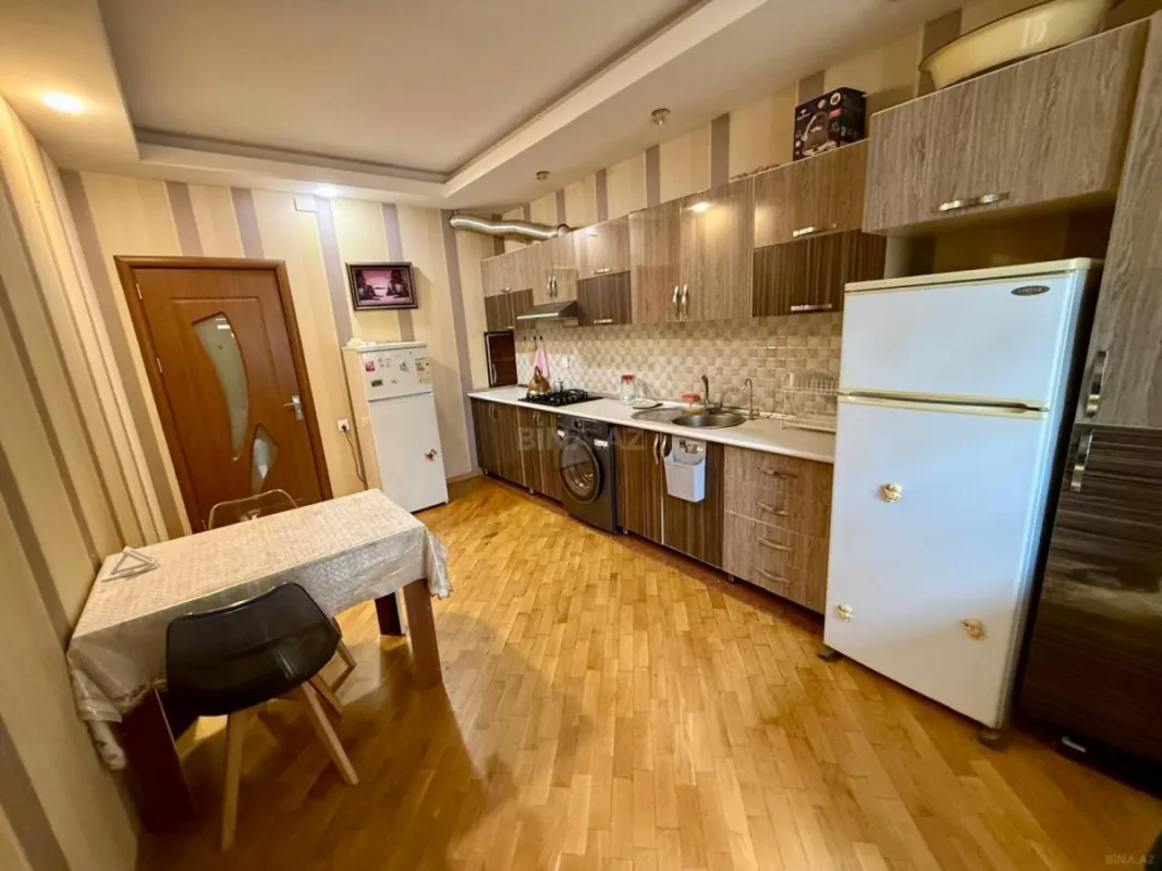 Satılır 2 otaqlı mənzil 90 m²