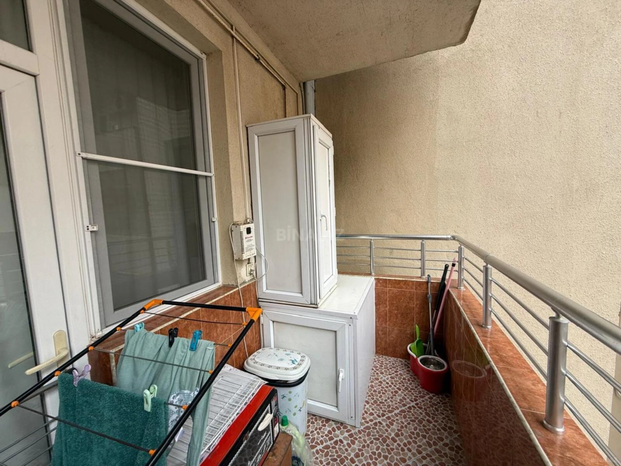 Satılır 2 otaqlı mənzil 90 m²