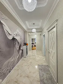 Satılır 3 otaqlı mənzil 92 m²