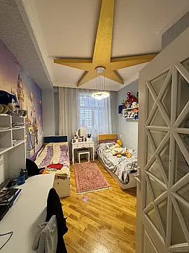 Satılır 3 otaqlı mənzil 92 m²
