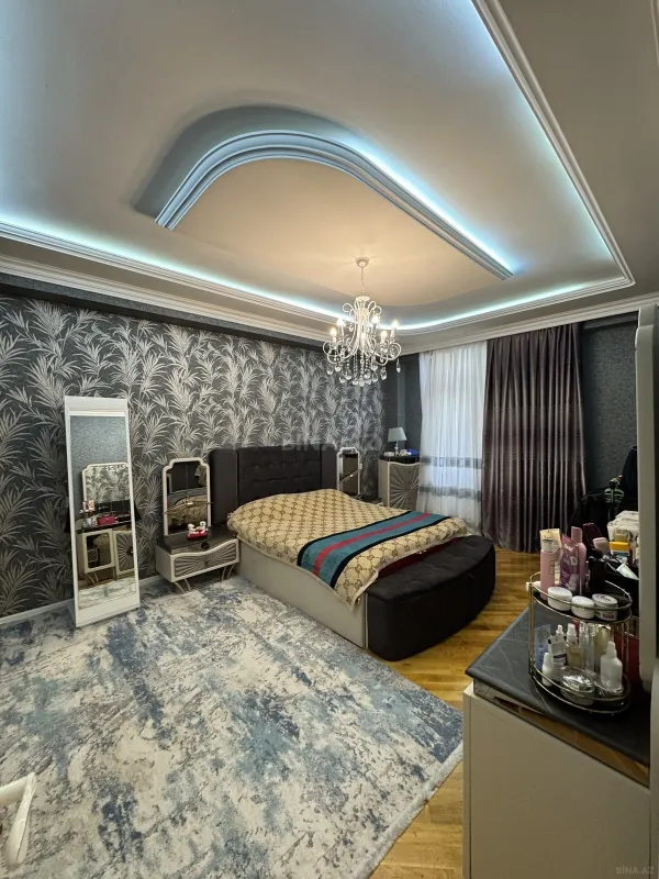 Satılır 3 otaqlı mənzil 92 m²