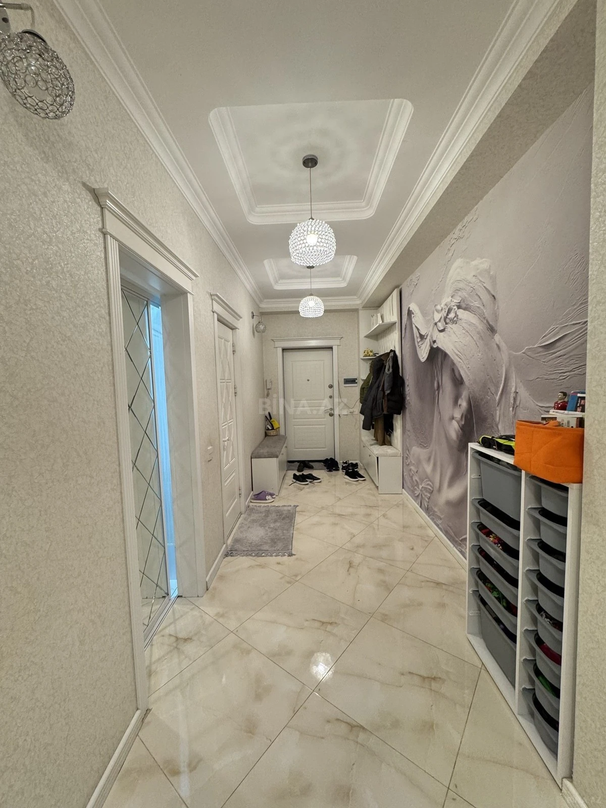 Satılır 3 otaqlı mənzil 92 m²