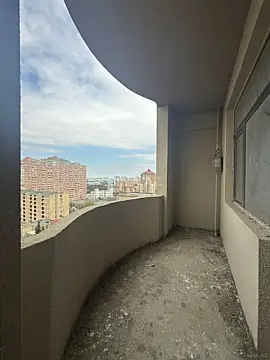 Satılır 3 otaqlı mənzil 145 m²