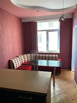 Kirayə verilir 3 otaqlı mənzil 120 m²