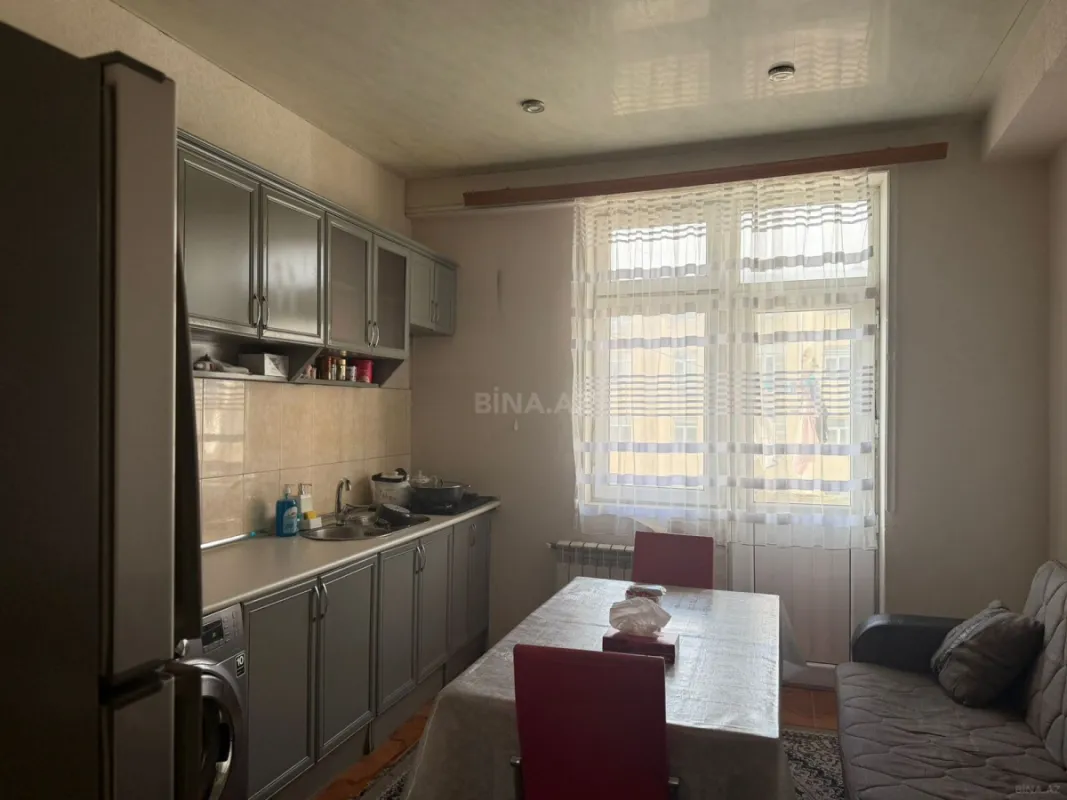 Satılır 3 otaqlı mənzil 115 m²