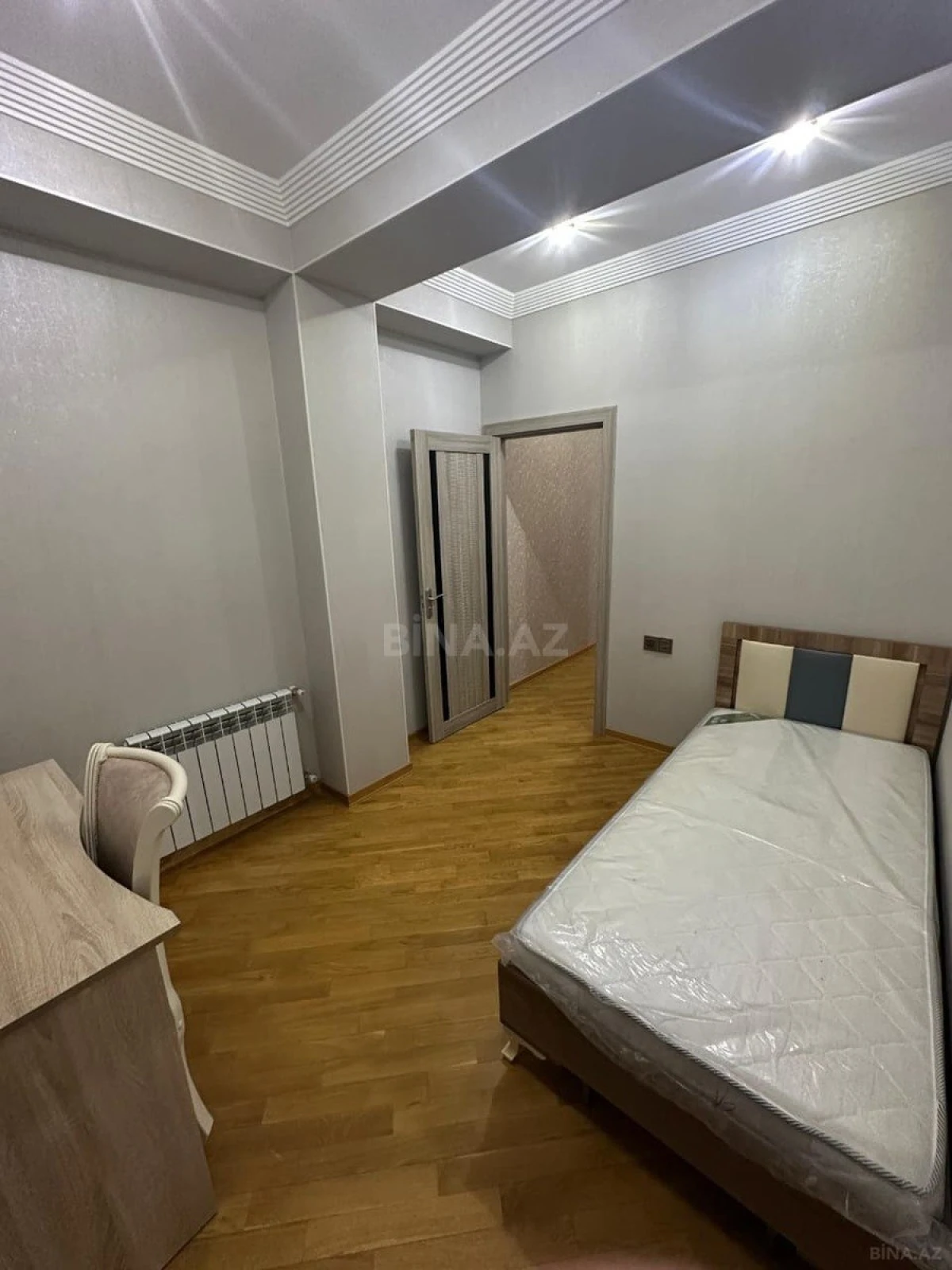 Kirayə verilir 3 otaqlı mənzil 100 m²