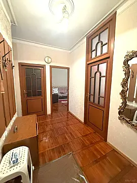 Satılır 4 otaqlı mənzil 120 m²