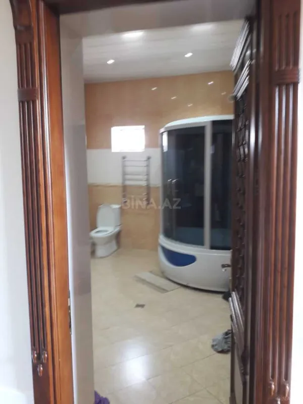 Satılır 5 otaqlı həyət evi 200 m²