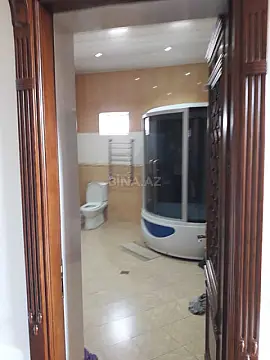 Satılır 5 otaqlı həyət evi 200 m²