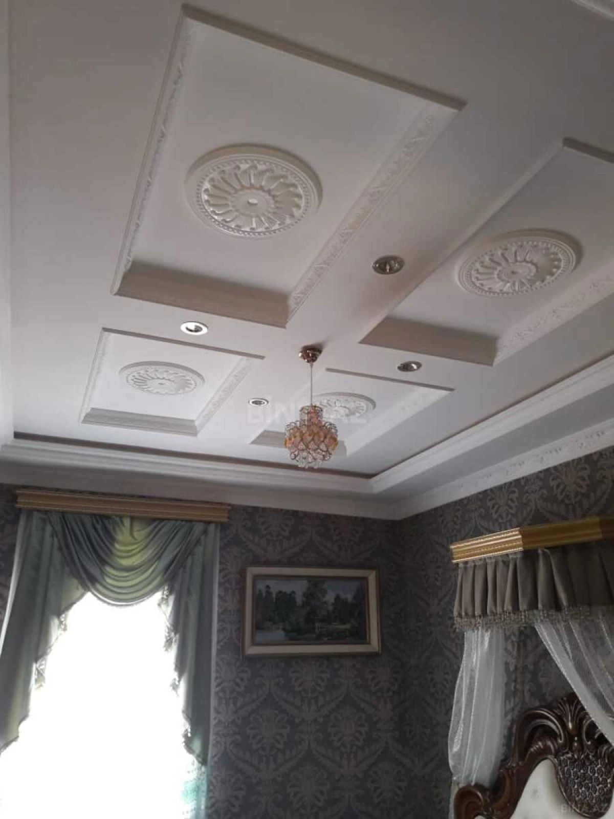 Satılır 5 otaqlı həyət evi 200 m²