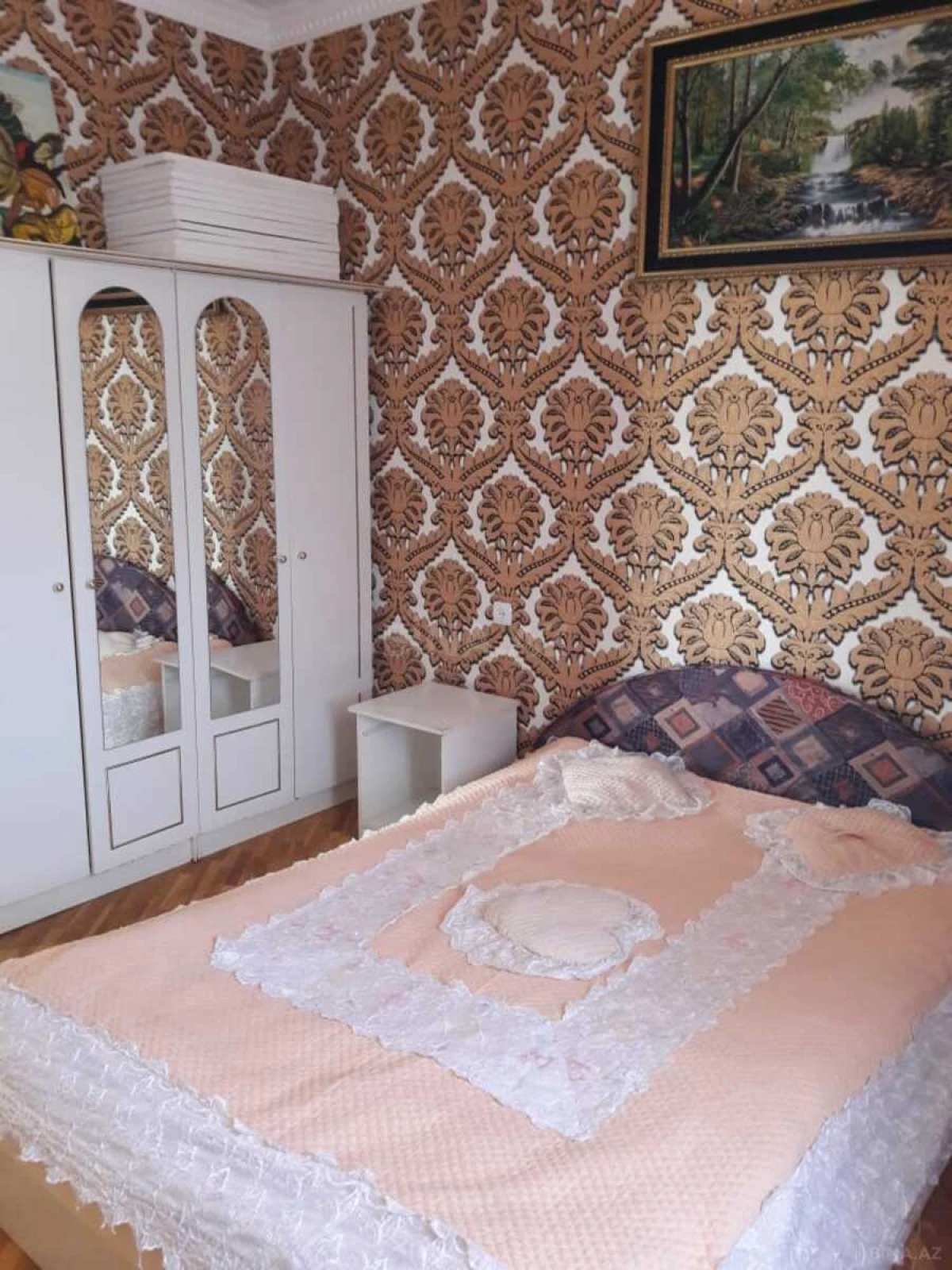 Satılır 5 otaqlı həyət evi 200 m²