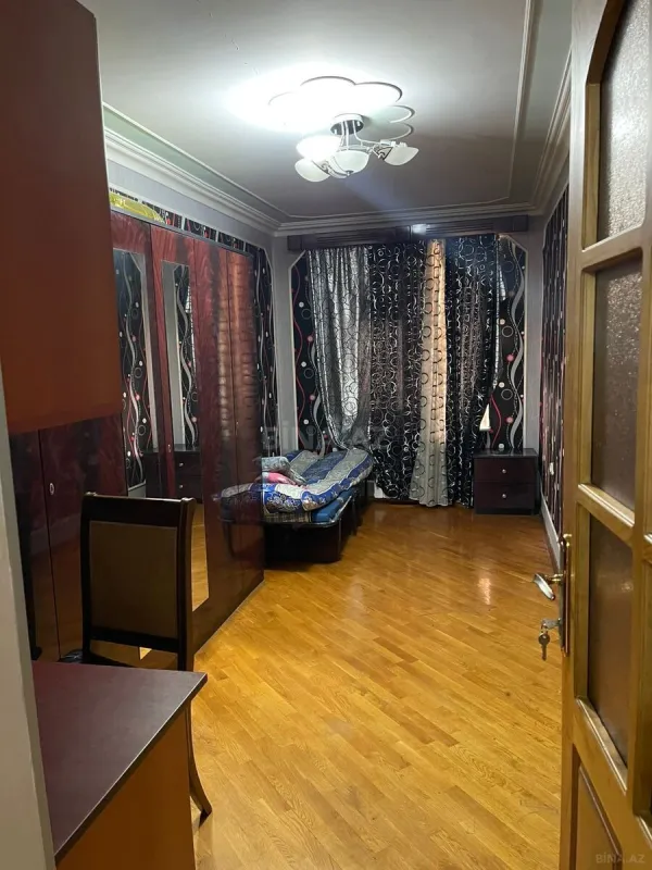 Kirayə verilir 3 otaqlı mənzil 90 m²