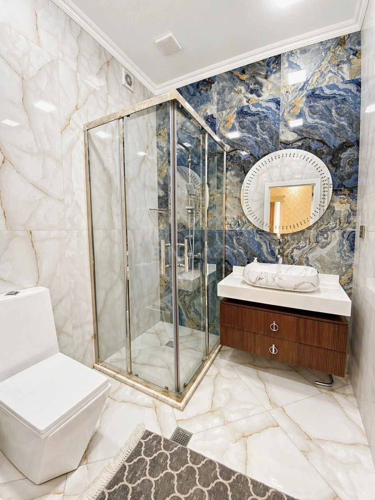 Satılır 3 otaqlı mənzil 120 m²