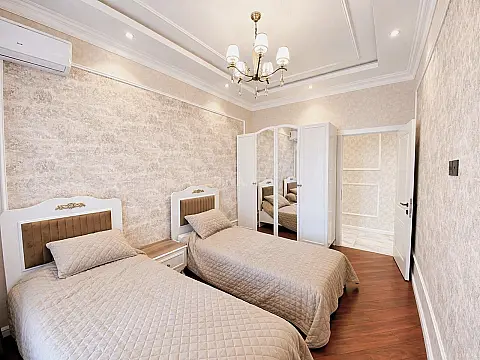 Satılır 3 otaqlı mənzil 120 m²