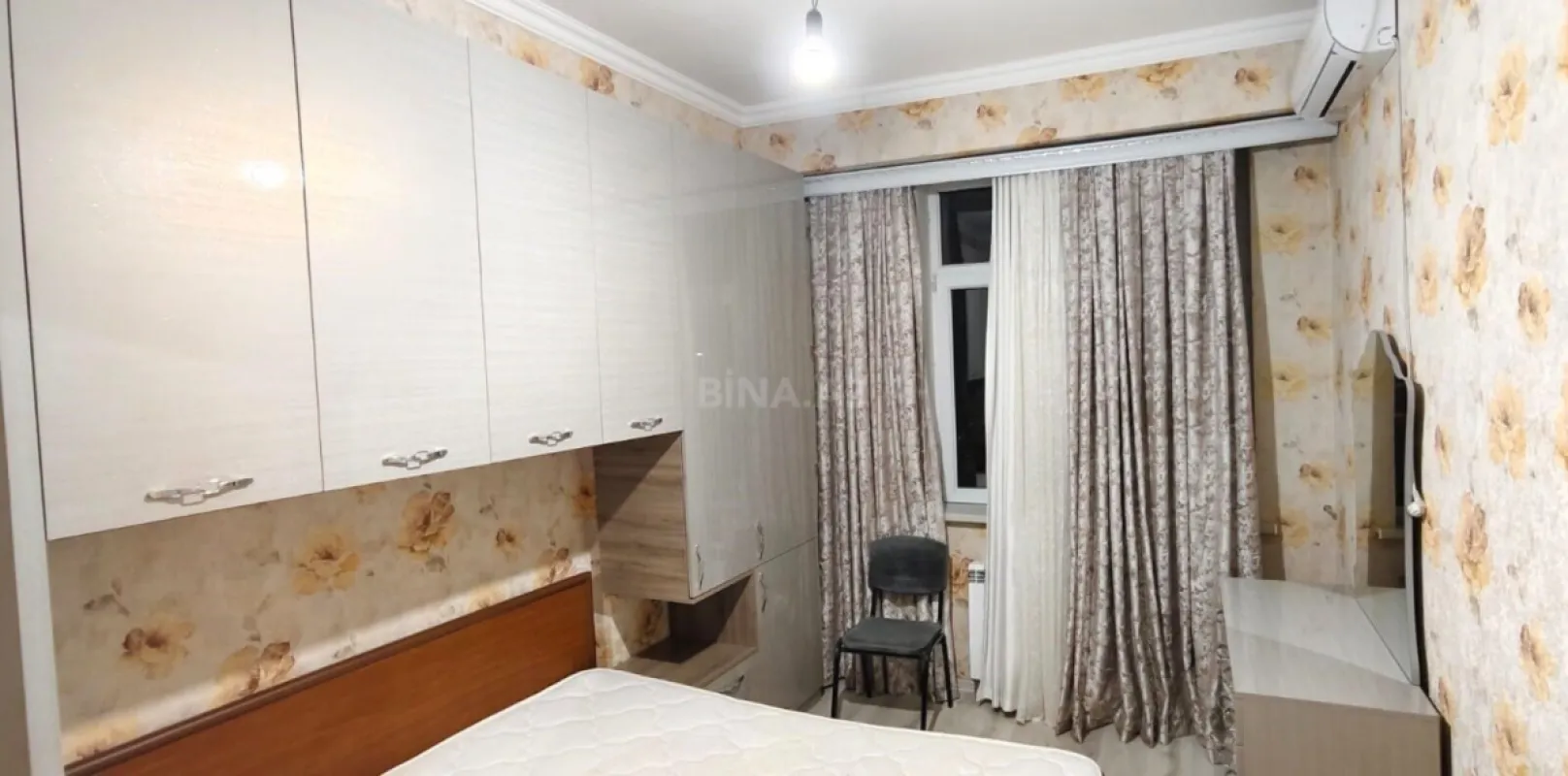 Kirayə verilir 2 otaqlı mənzil 63 m²