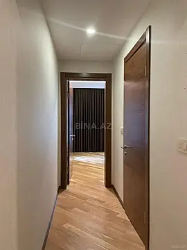 Kirayə verilir 4 otaqlı mənzil 220 m²
