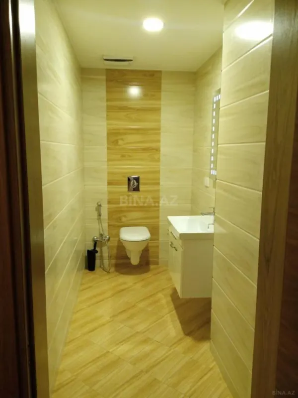 Kirayə verilir 4 otaqlı mənzil 220 m²