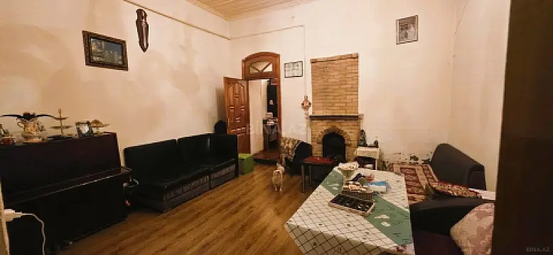 Satılır 4 otaqlı mənzil 90 m² — Bakı 4 otaq 90.00 m²