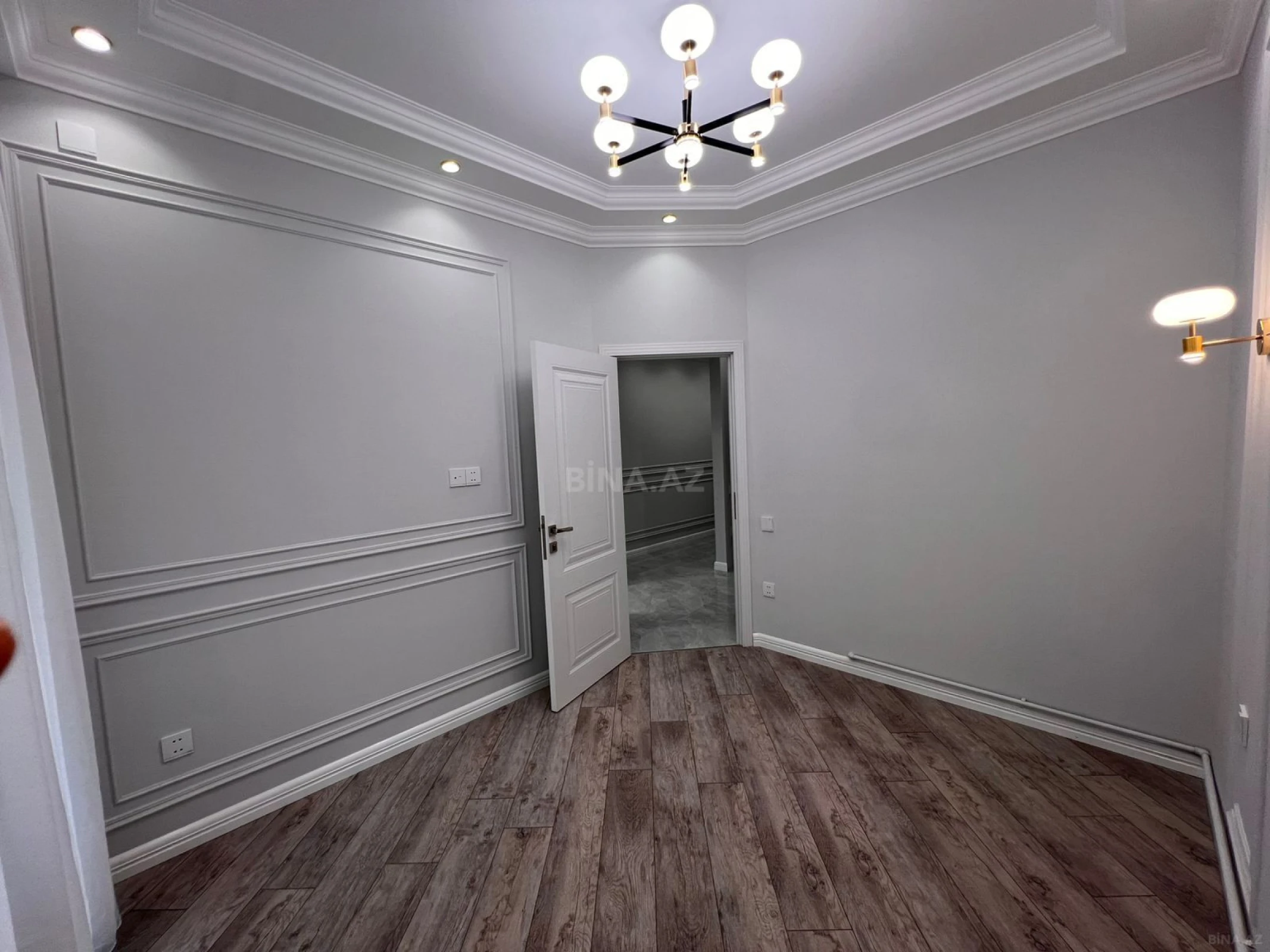 Satılır 2 otaqlı mənzil 70 m²