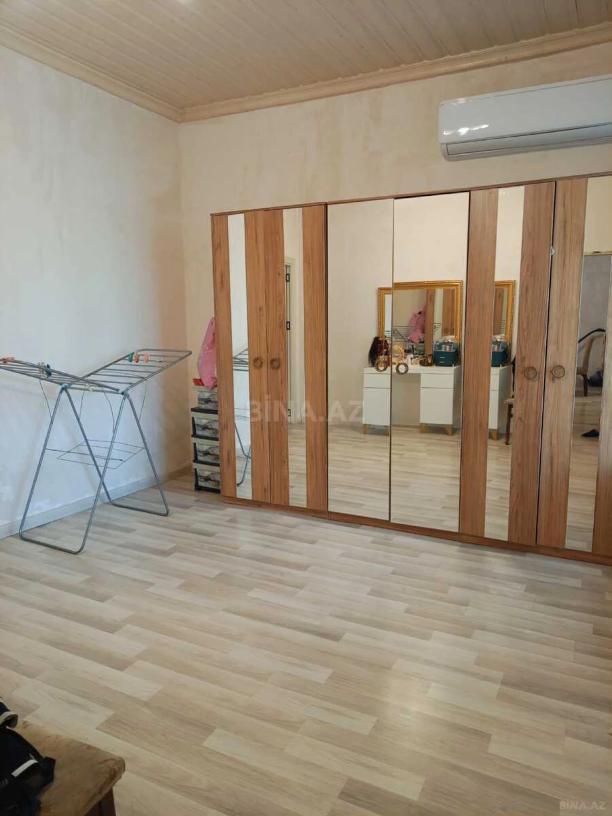 Satılır 4 otaqlı həyət evi 109 m²