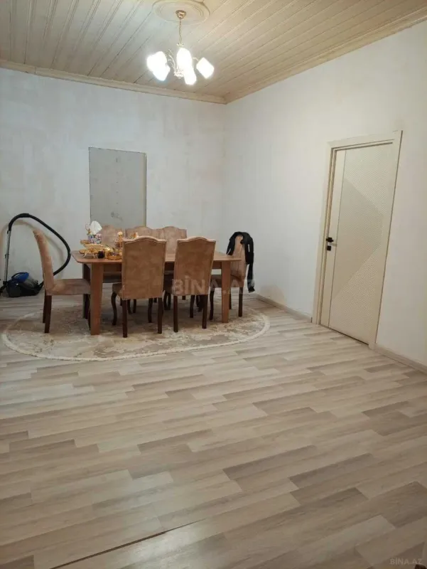 Satılır 4 otaqlı həyət evi 109 m²