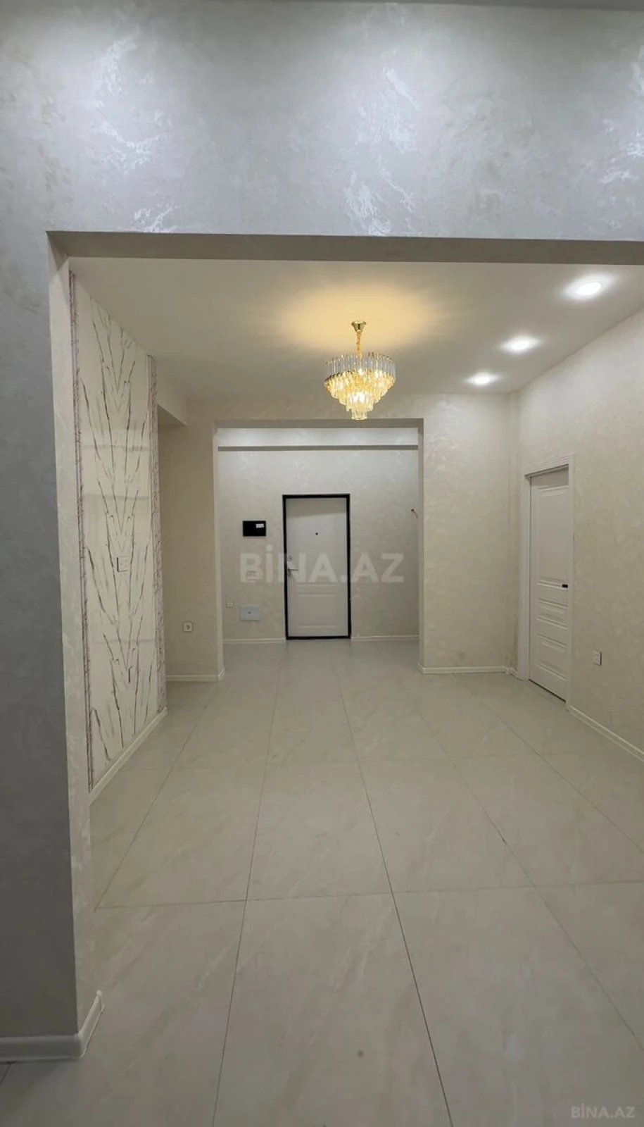 Satılır 2 otaqlı mənzil 56 m²
