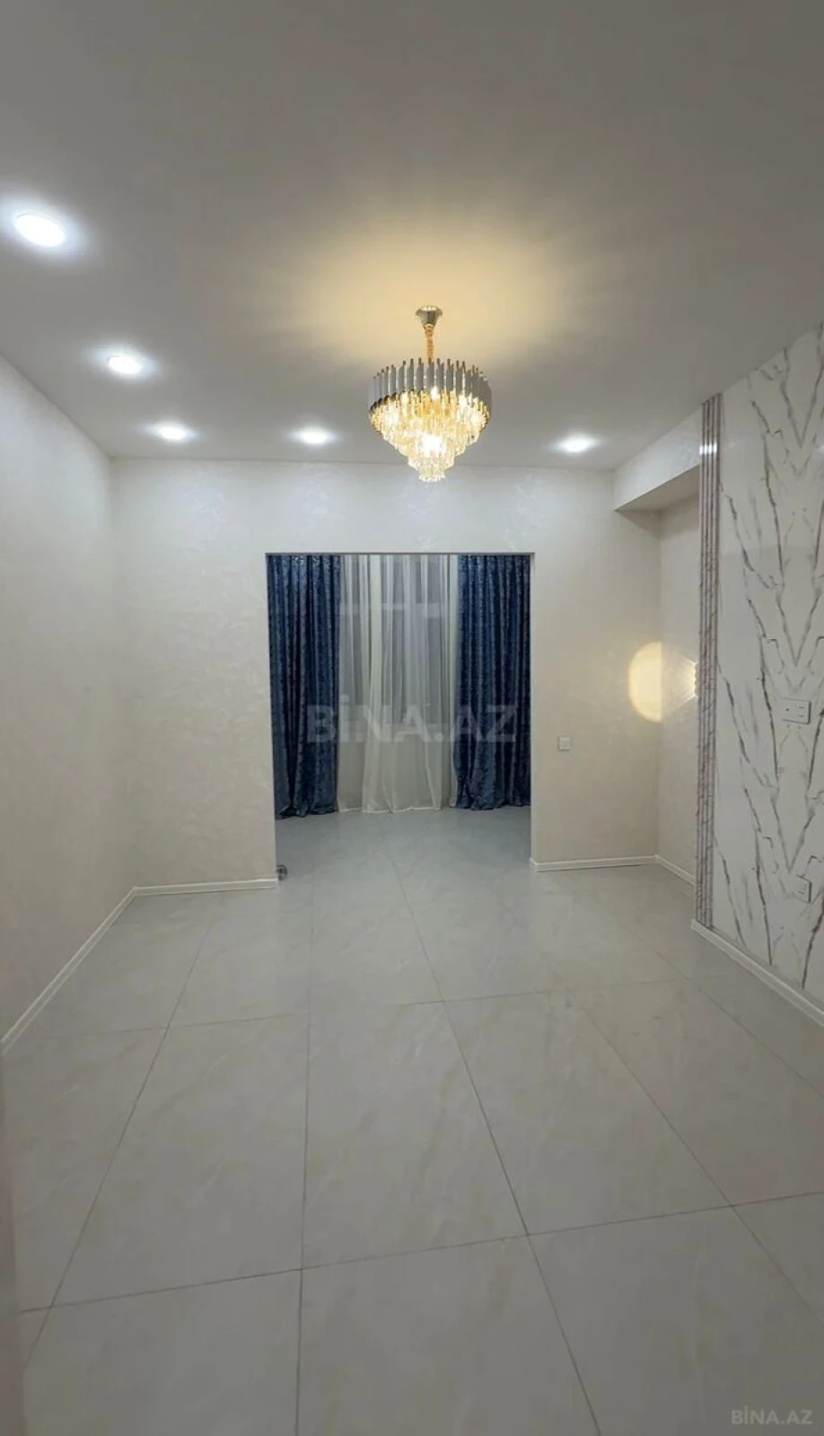 Satılır 2 otaqlı mənzil 56 m²