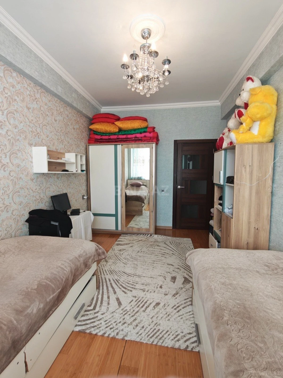 Satılır 2 otaqlı mənzil 64 m²