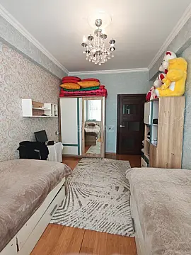 Satılır 2 otaqlı mənzil 64 m²