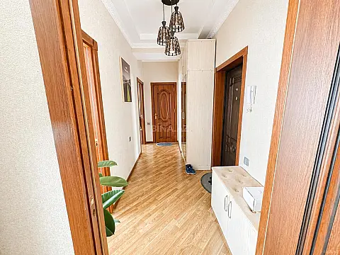 Satılır 2 otaqlı mənzil 65 m²