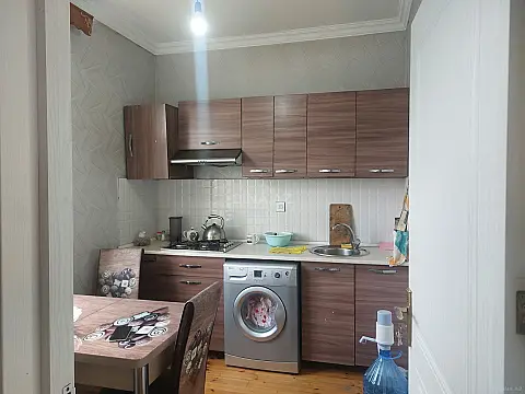Satılır 2 otaqlı həyət evi 100 m²