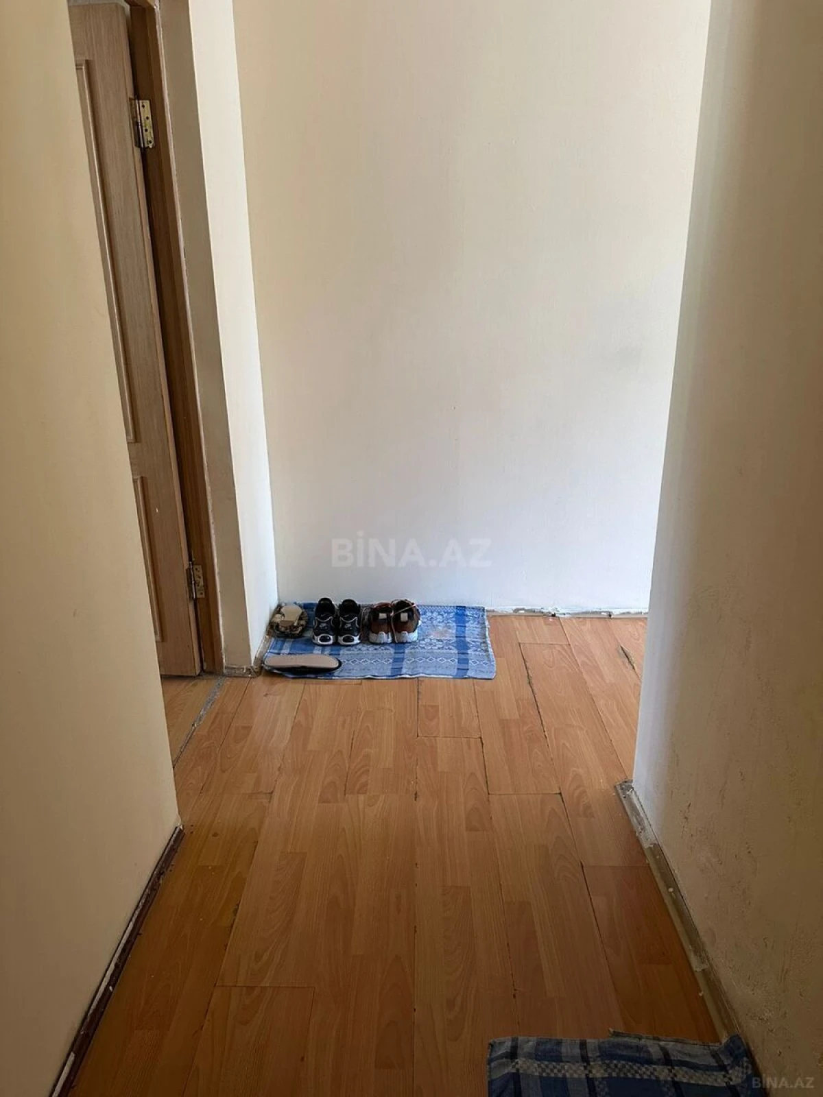 Satılır 2 otaqlı mənzil 57 m²