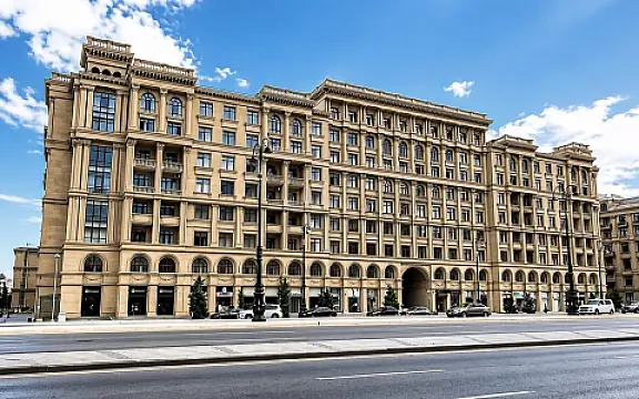 Satılır 3 otaqlı mənzil 110 m²