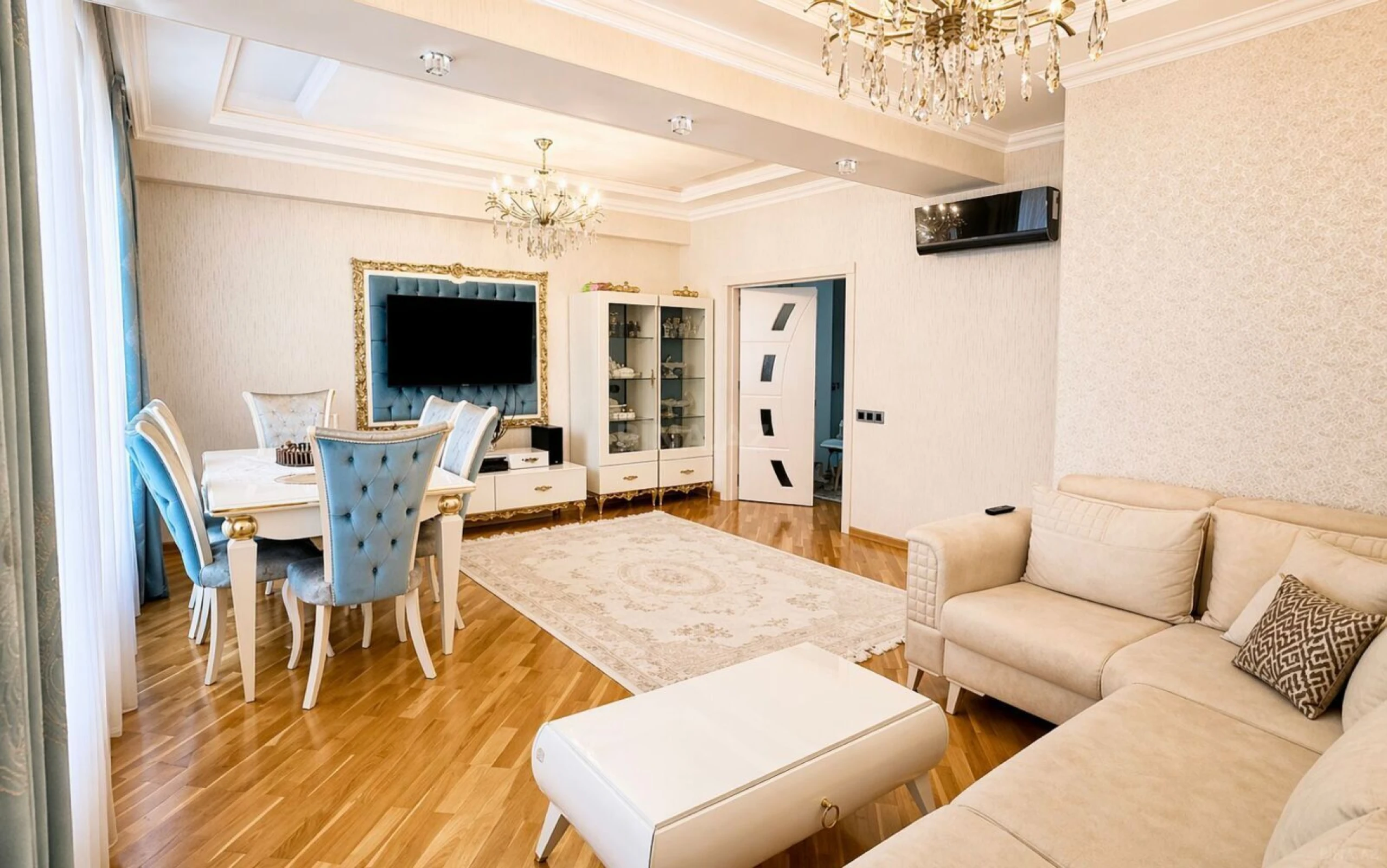Satılır 3 otaqlı mənzil 110 m²