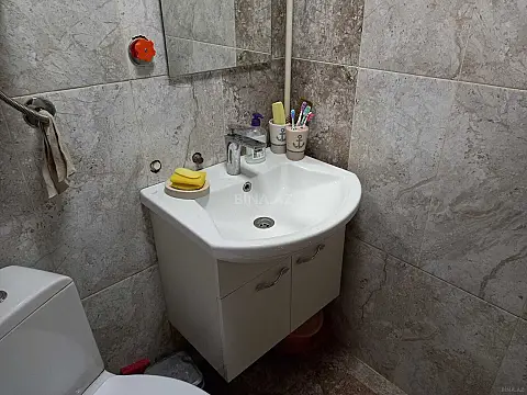 Satılır 2 otaqlı mənzil 47 m²