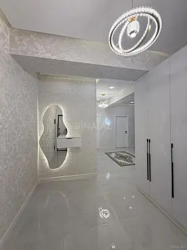 Satılır 3 otaqlı mənzil 130 m²