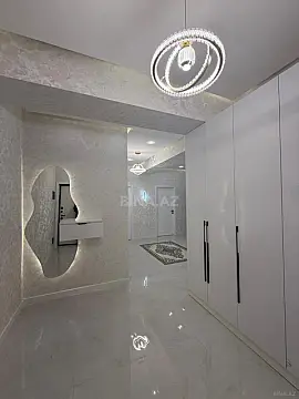 Satılır 3 otaqlı mənzil 130 m²