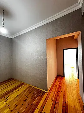 Satılır 2 otaqlı mənzil 75 m²