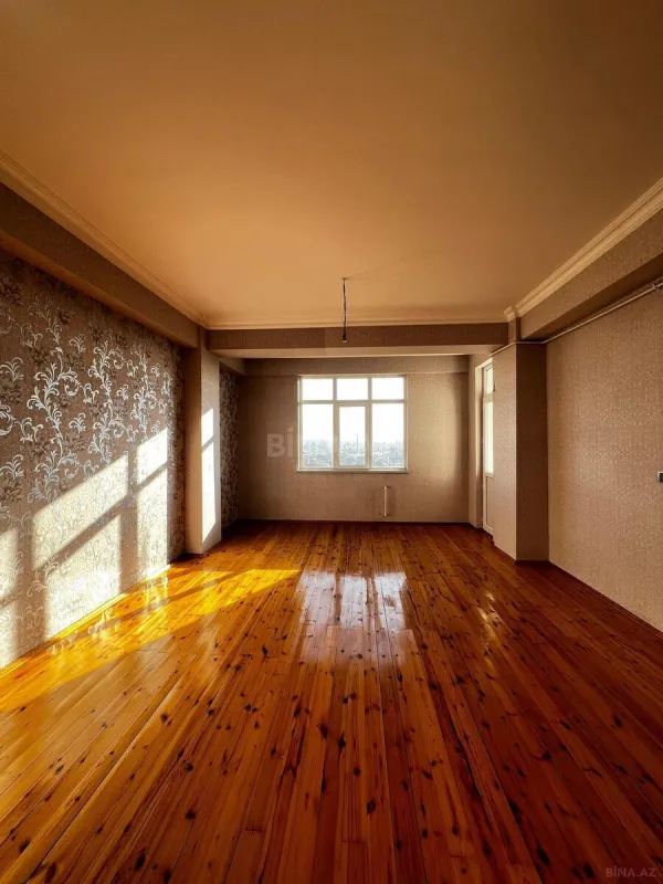 Satılır 2 otaqlı mənzil 75 m²