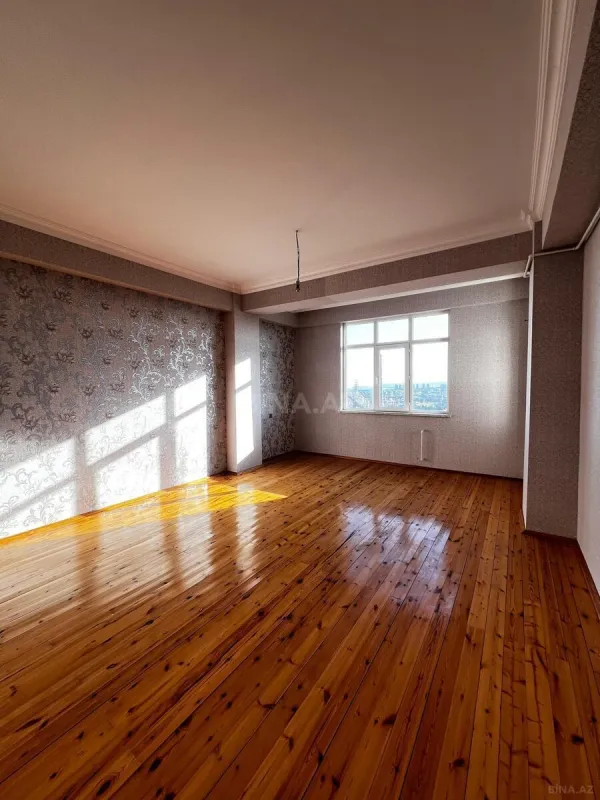 Satılır 2 otaqlı mənzil 75 m²
