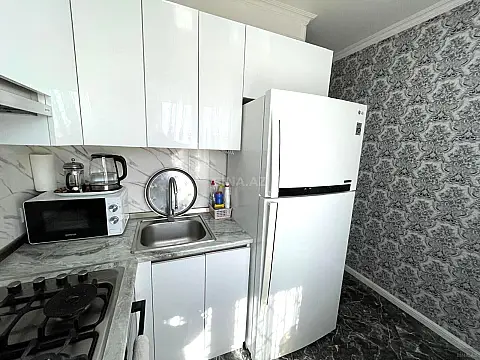 Satılır 2 otaqlı mənzil 70 m²