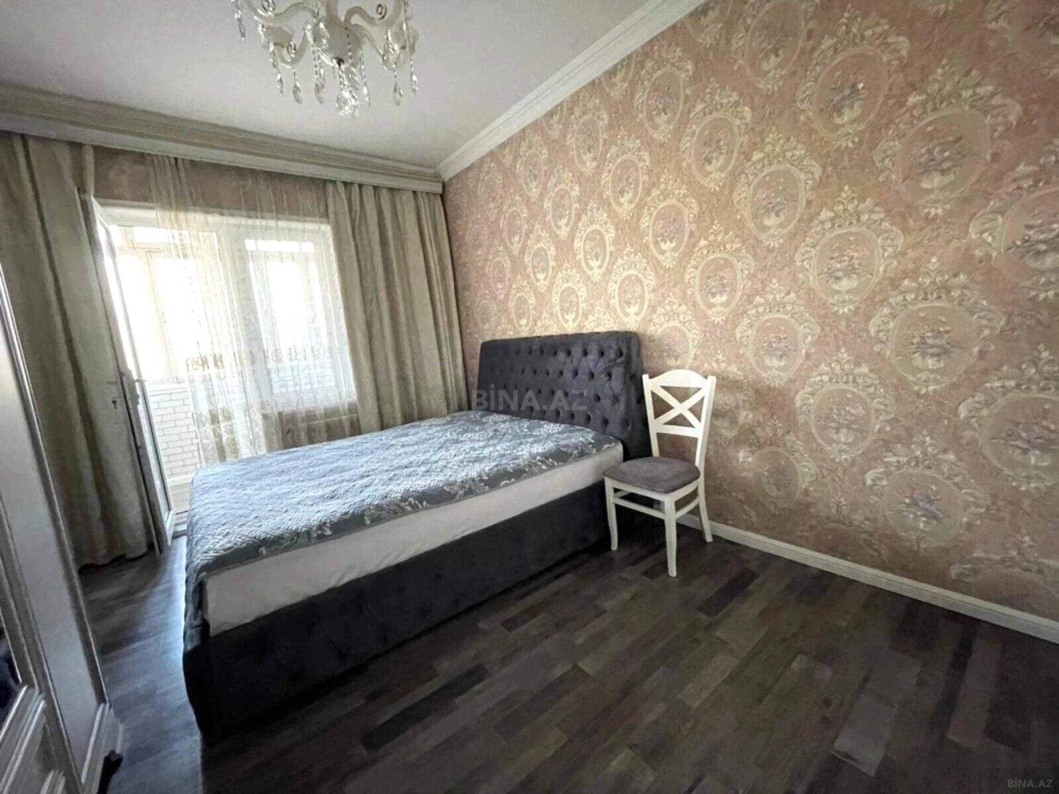 Satılır 2 otaqlı mənzil 70 m²