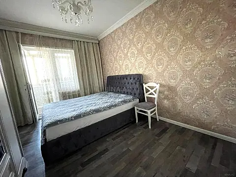 Satılır 2 otaqlı mənzil 70 m²