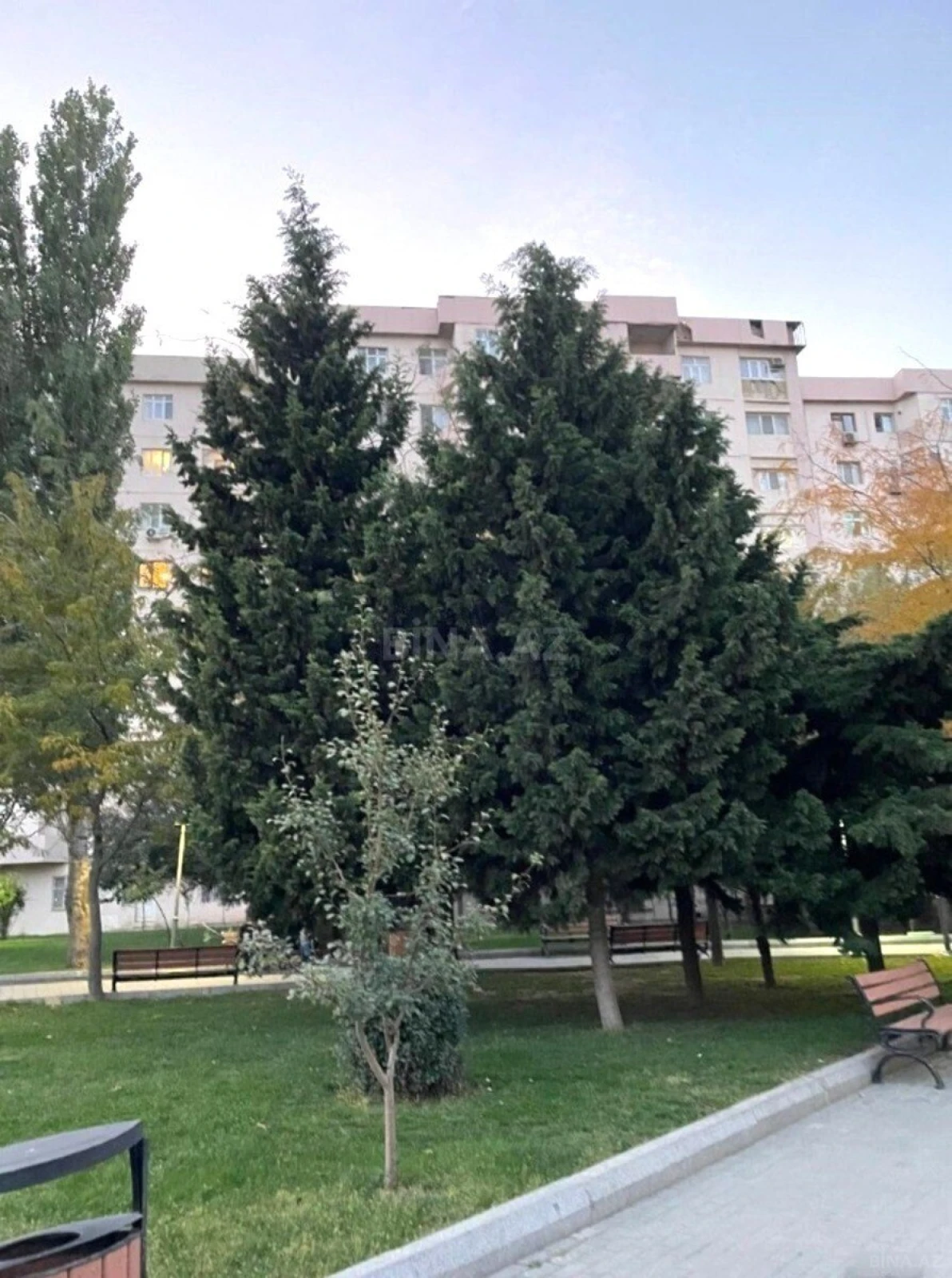 Satılır 2 otaqlı mənzil 70 m²