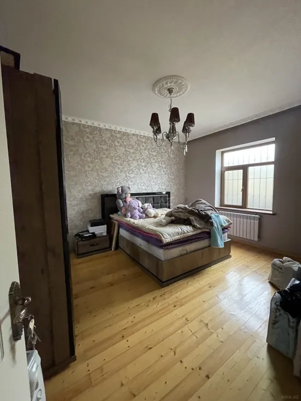 Satılır 4 otaqlı həyət evi 130 m²