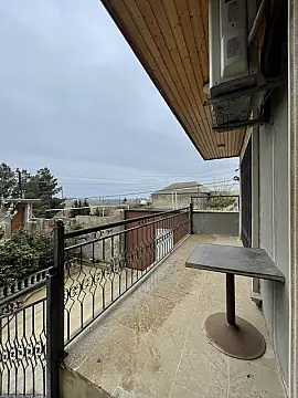 Satılır 4 otaqlı həyət evi 130 m²