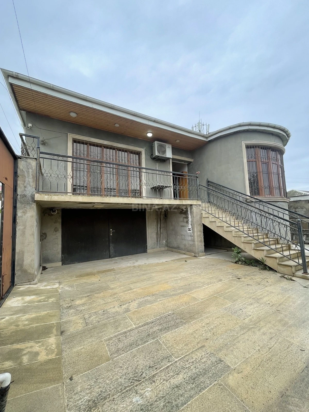 Satılır 4 otaqlı həyət evi 130 m²