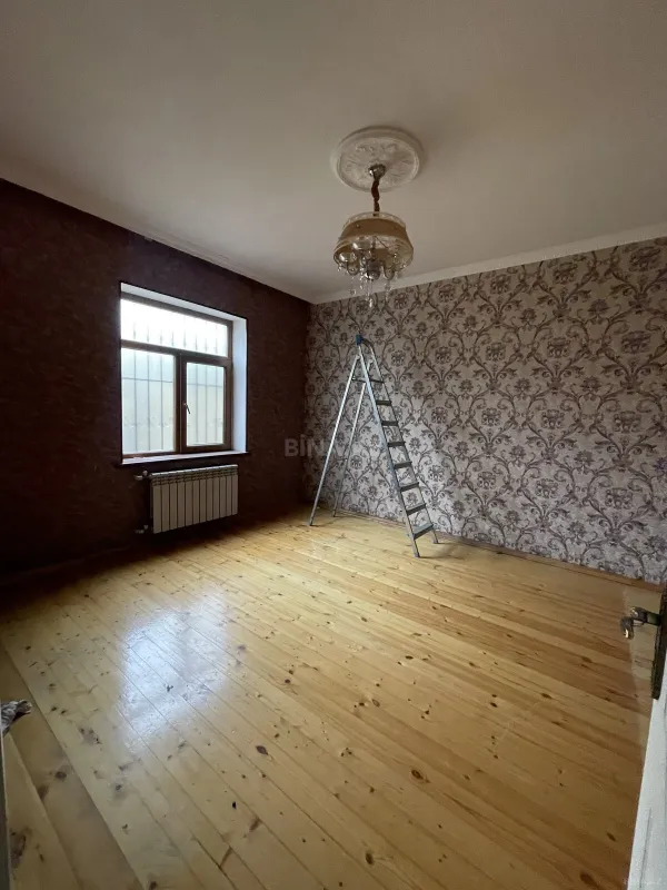 Satılır 4 otaqlı həyət evi 130 m²