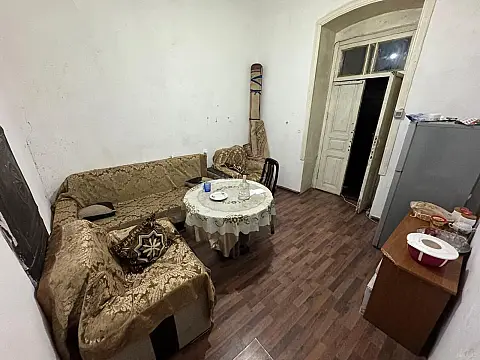 Kirayə verilir 2 otaqlı mənzil 50 m²